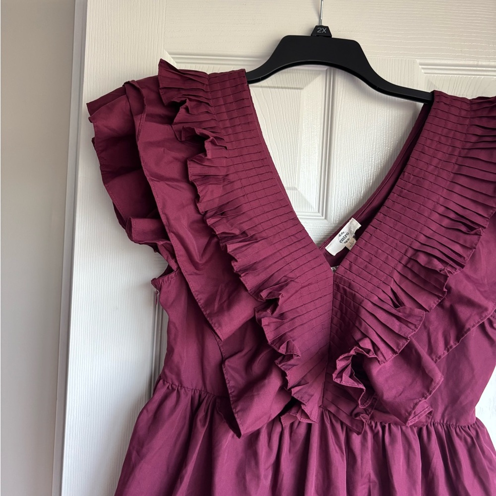 entro Plum Ruffle V-Neck Mini Dress - Picture 2 of 9